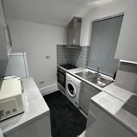 Modern Two-Bedroom Apartment Mánchester Exterior foto